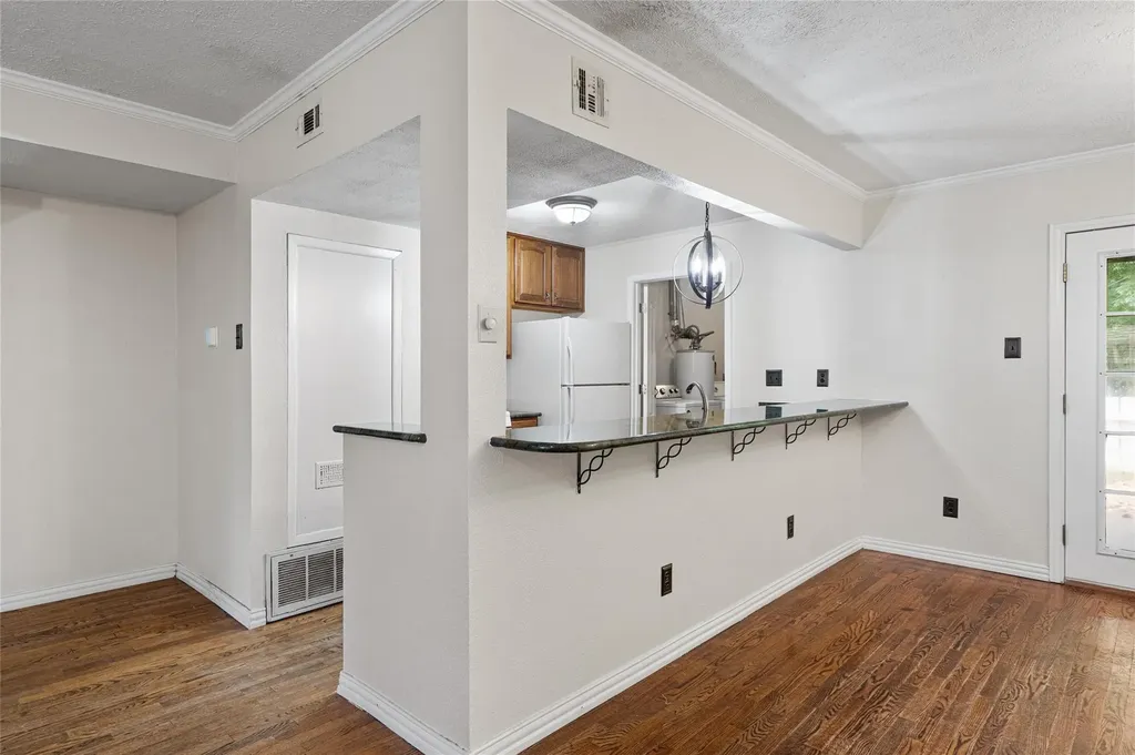 806 Castle Ridge Road Austin TX 78746
