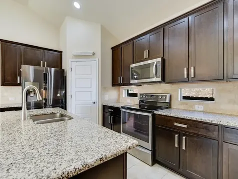 16208 Cantania Cove Pflugerville TX 78660