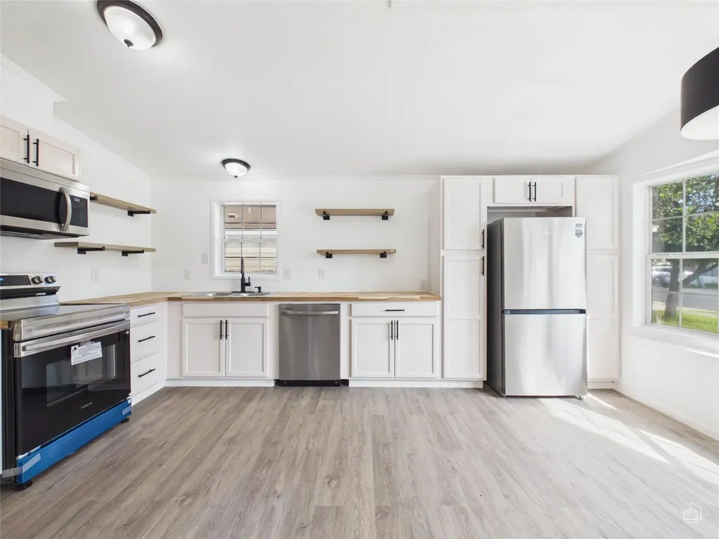 4509 Magin Meadow Drive Austin TX 78744