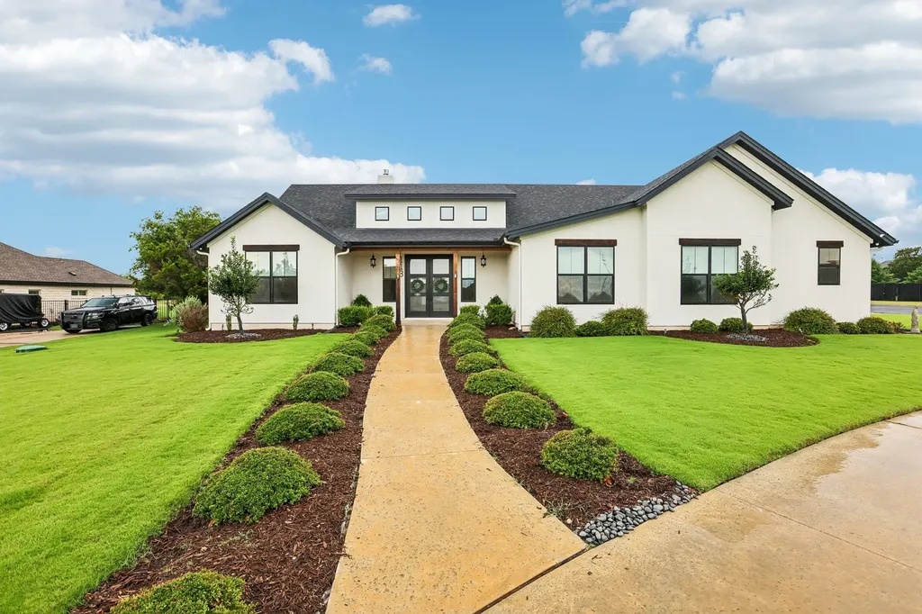 113 Crystal Lane Georgetown TX 78633