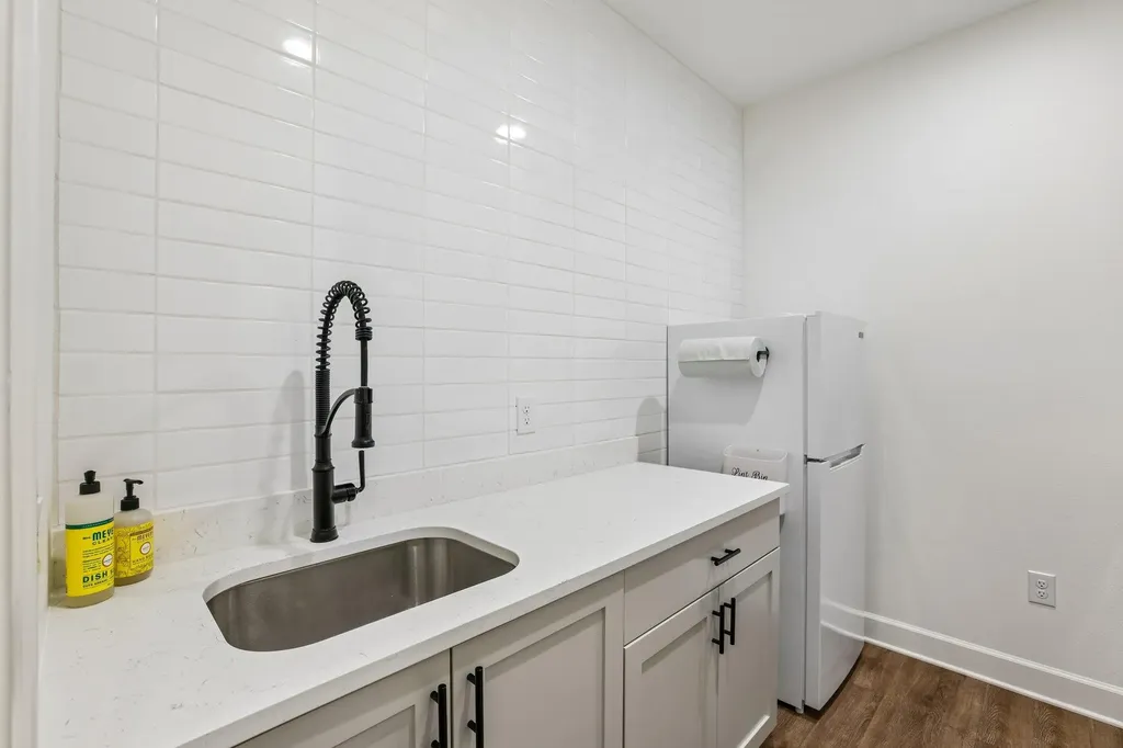 113 Crystal Lane Georgetown TX 78633