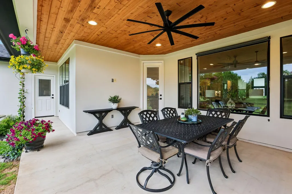 113 Crystal Lane Georgetown TX 78633