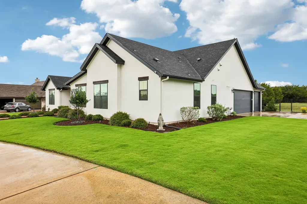 113 Crystal Lane Georgetown TX 78633