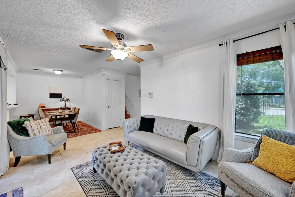 7635 Guadalupe Street Austin TX 78752