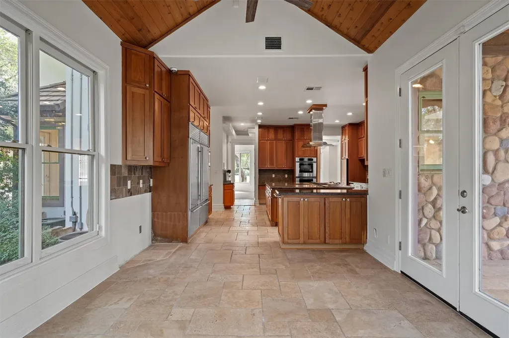 106 Sendera Bonita Austin TX 78734