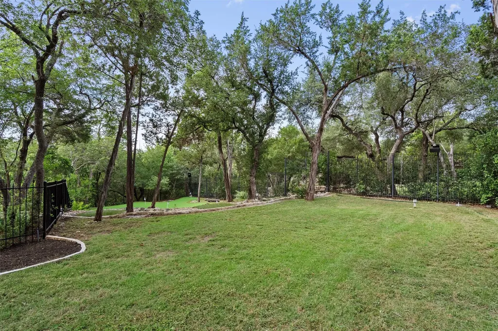 106 Sendera Bonita Austin TX 78734