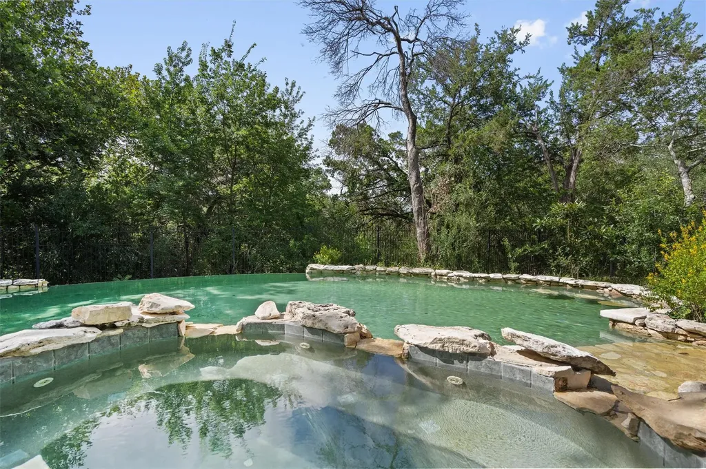 106 Sendera Bonita Austin TX 78734