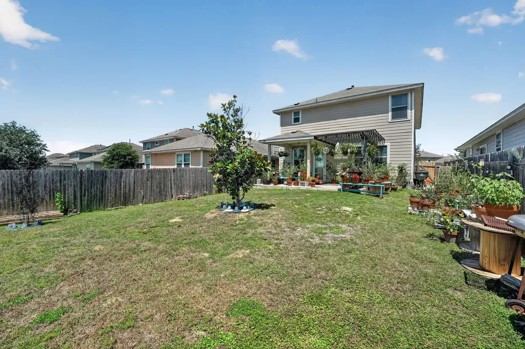 266 Twisted Oaks Lane Buda TX 78610