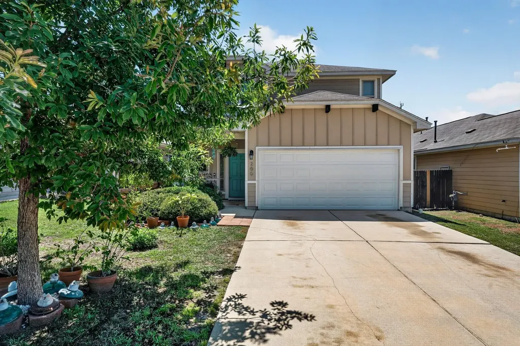 266 Twisted Oaks Lane Buda TX 78610