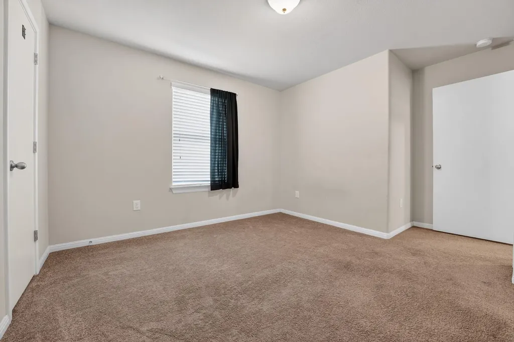 266 Twisted Oaks Lane Buda TX 78610