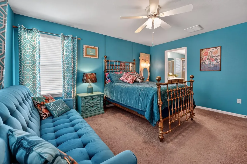 266 Twisted Oaks Lane Buda TX 78610
