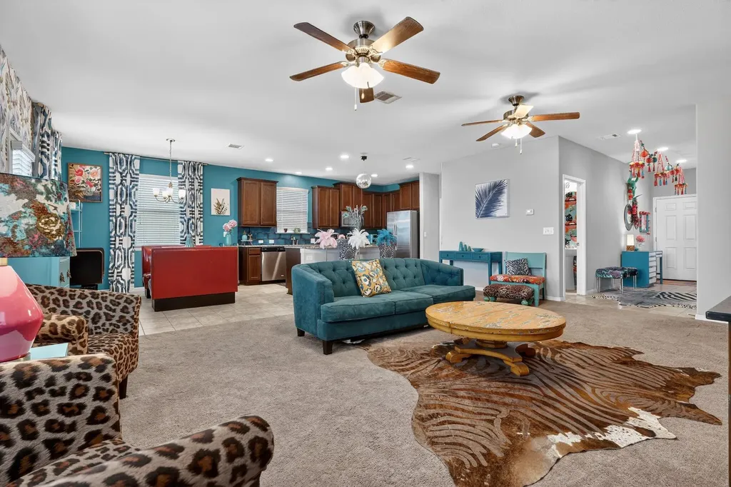 266 Twisted Oaks Lane Buda TX 78610