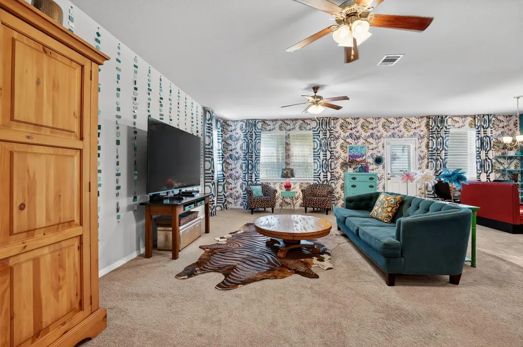 266 Twisted Oaks Lane Buda TX 78610
