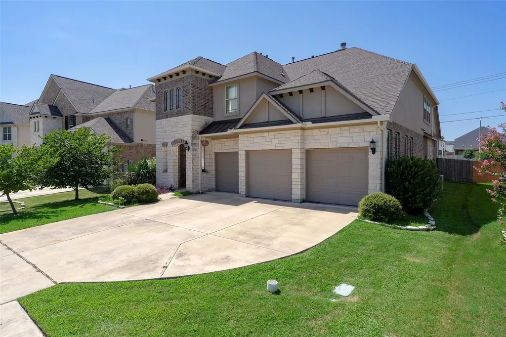 2305 Millbrook Loop Leander TX 78641