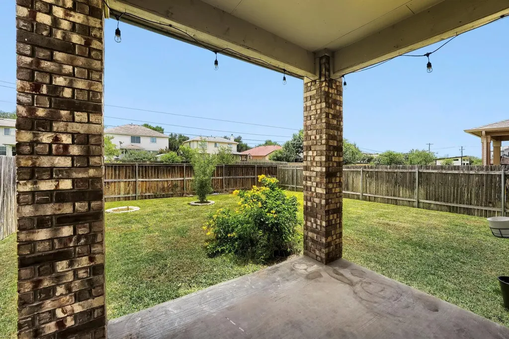 17309 Headstock Road Round Rock TX 78664