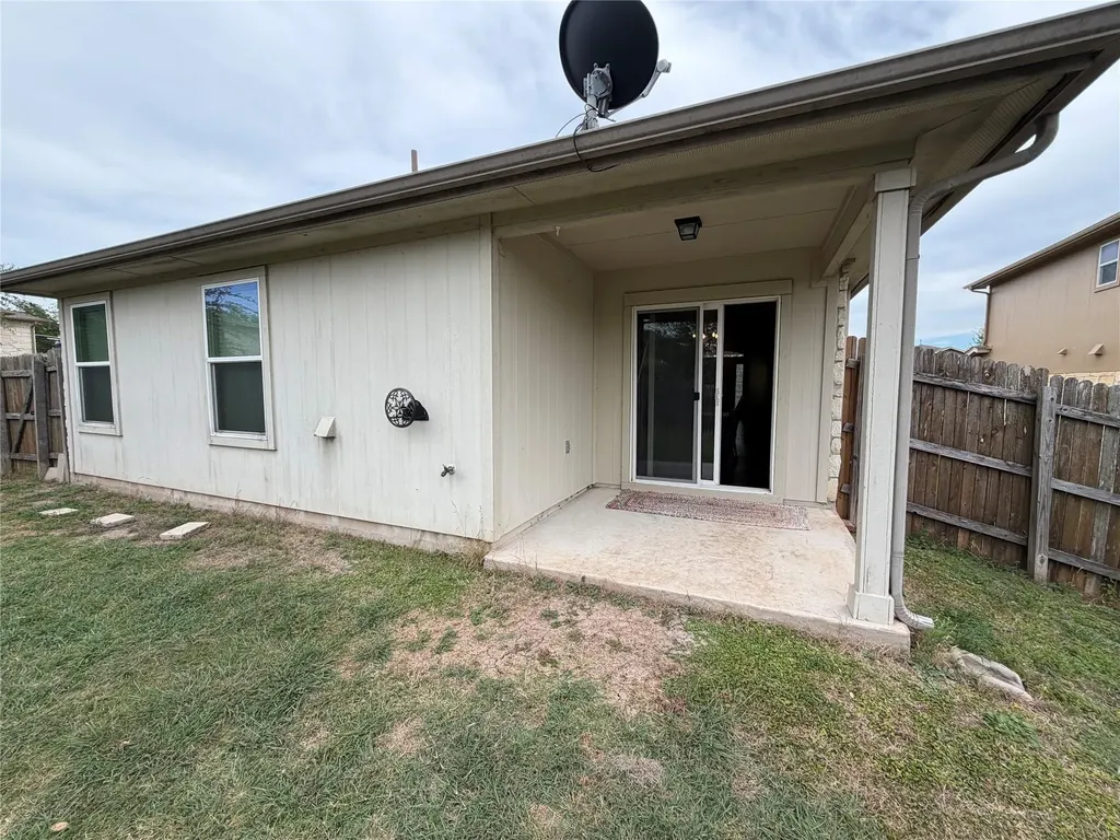 161 Collared Dove Cove Kyle TX 78640