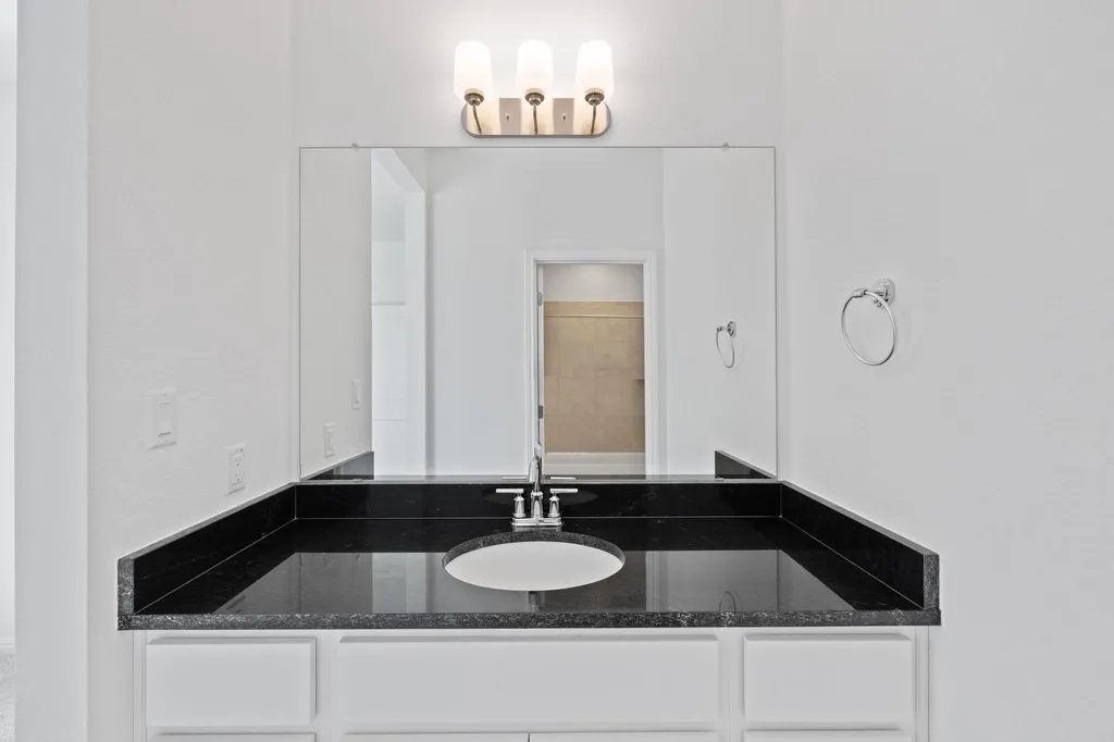 2112 Vittoria View Leander TX 78641