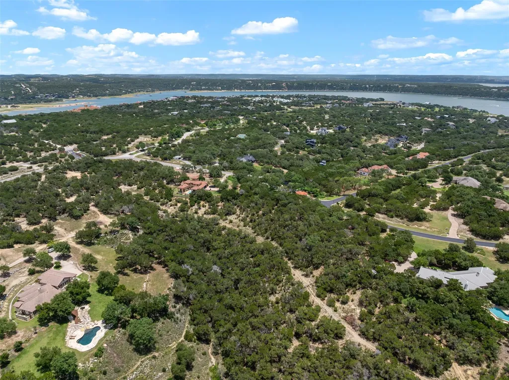 906 Moonlight Bay Drive Spicewood TX 78669