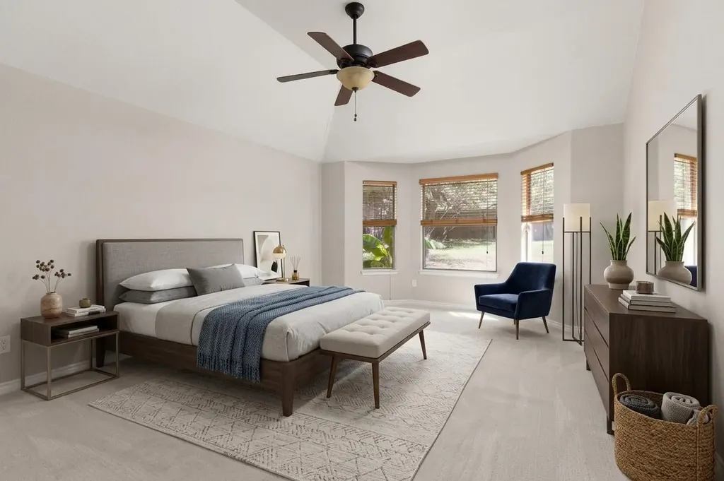 10025 Janet Loop Dripping Springs TX 78620