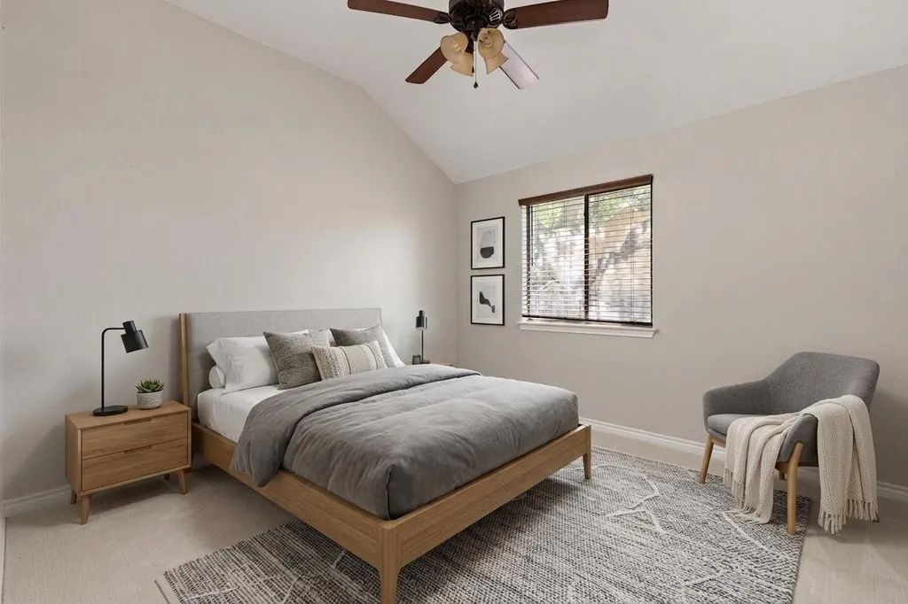 10025 Janet Loop Dripping Springs TX 78620