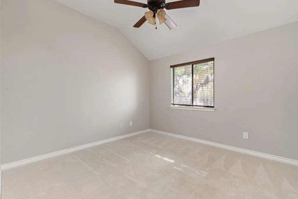 10025 Janet Loop Dripping Springs TX 78620