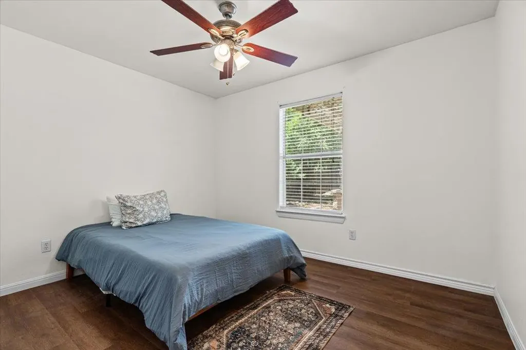 208 W North Street Kyle TX 78640