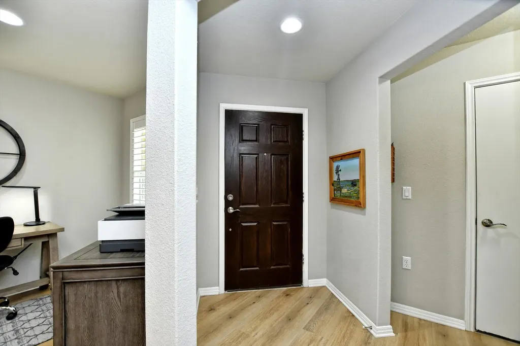 231 Hobby Street Georgetown TX 78633