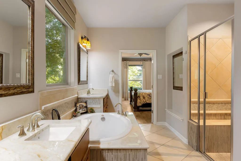 119 Finnel Cove Austin TX 78737
