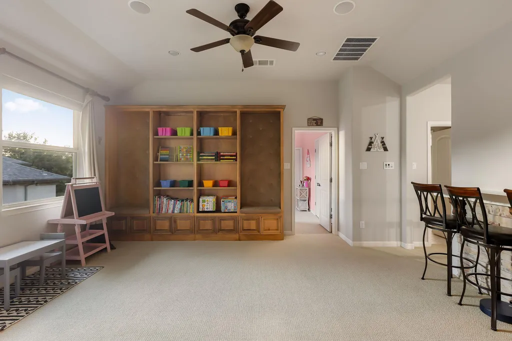 119 Finnel Cove Austin TX 78737
