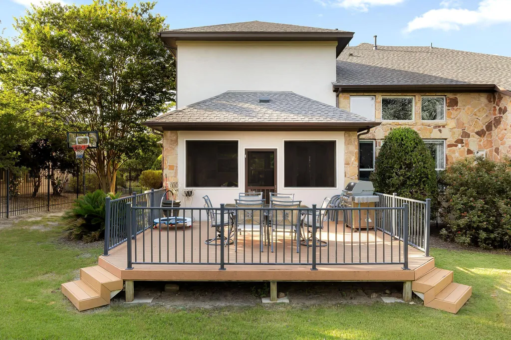 119 Finnel Cove Austin TX 78737