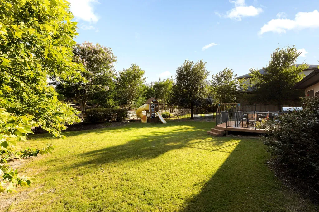 119 Finnel Cove Austin TX 78737