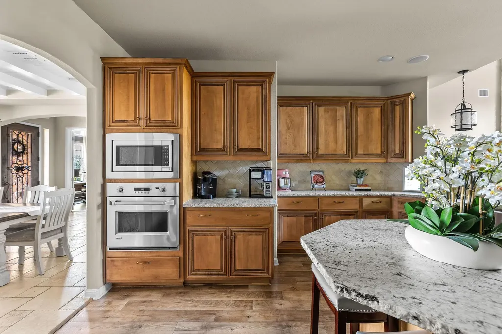 119 Finnel Cove Austin TX 78737