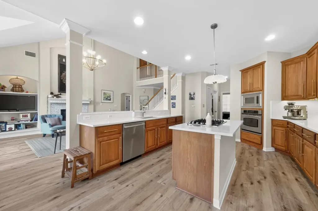 7124 Via Dono Drive Austin TX 78749