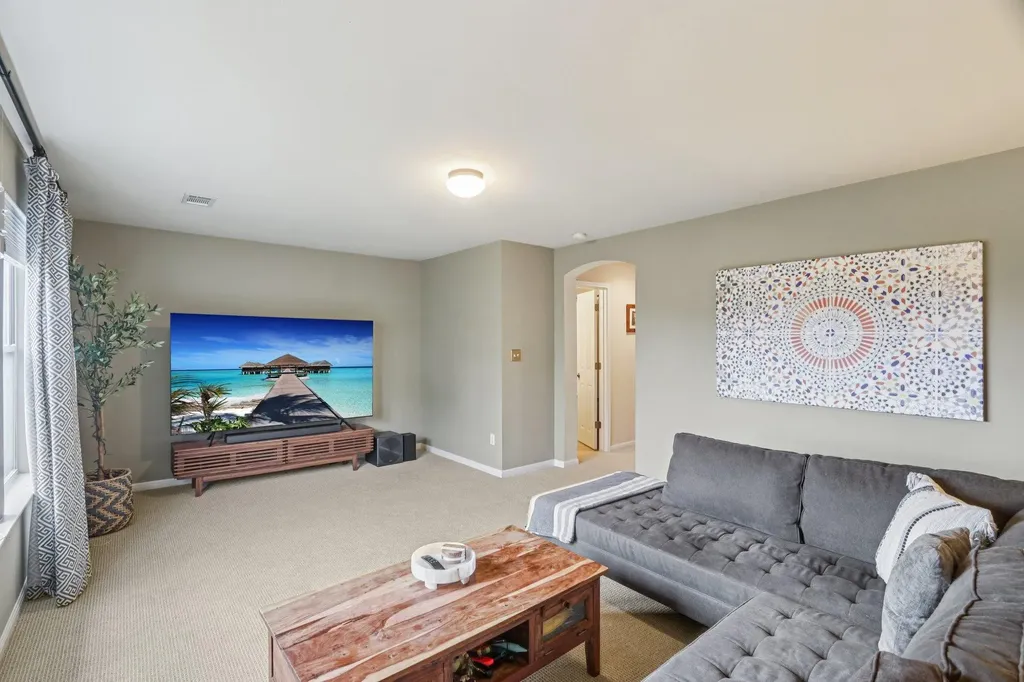 7124 Via Dono Drive Austin TX 78749