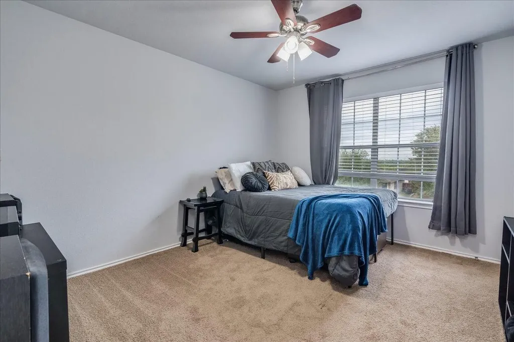 148 Buttercup Way Kyle TX 78640