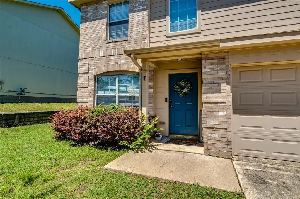 148 Buttercup Way Kyle TX 78640