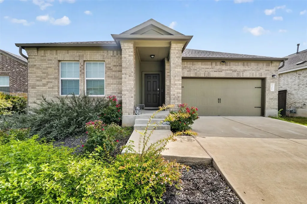 1301 Blackhaw Lane Leander TX 78641