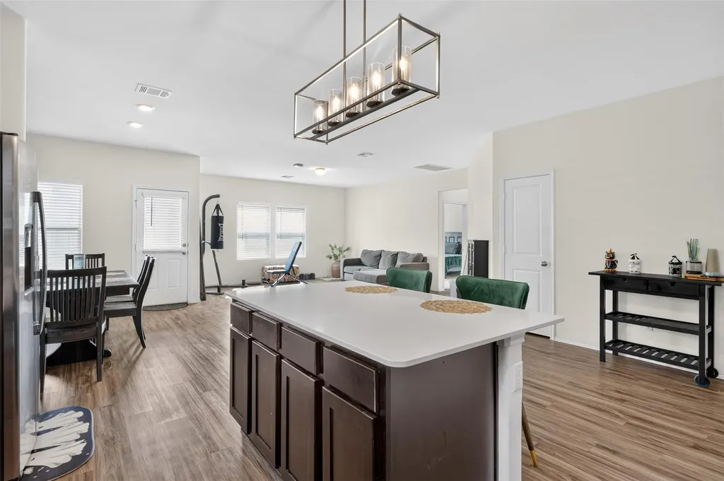 1301 Blackhaw Lane Leander TX 78641
