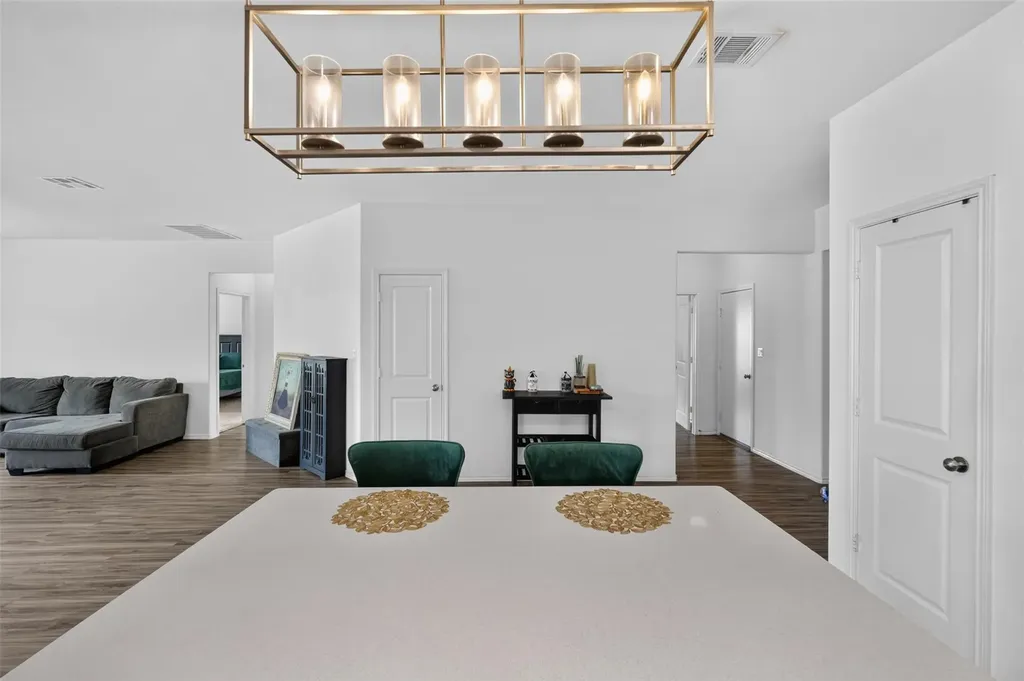 1301 Blackhaw Lane Leander TX 78641