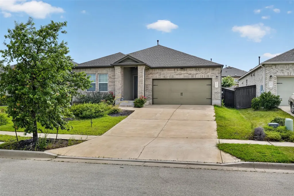1301 Blackhaw Lane Leander TX 78641