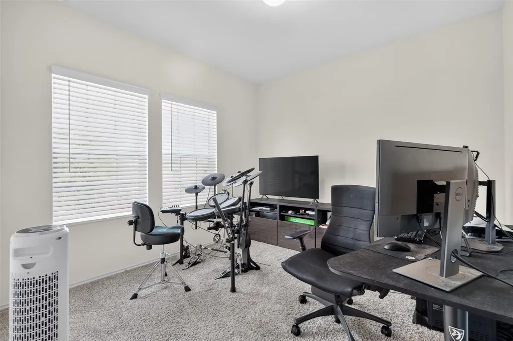 1301 Blackhaw Lane Leander TX 78641