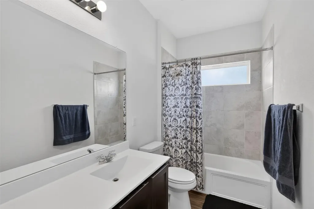1301 Blackhaw Lane Leander TX 78641