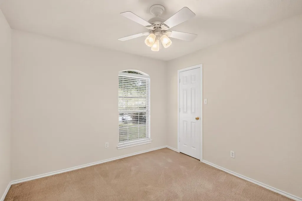 1604 Prickly Pear Street Lockhart TX 78644