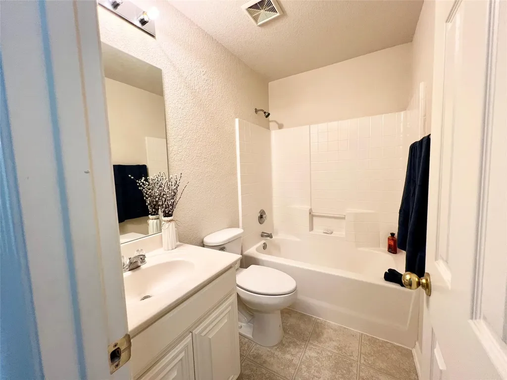 1604 Prickly Pear Street Lockhart TX 78644