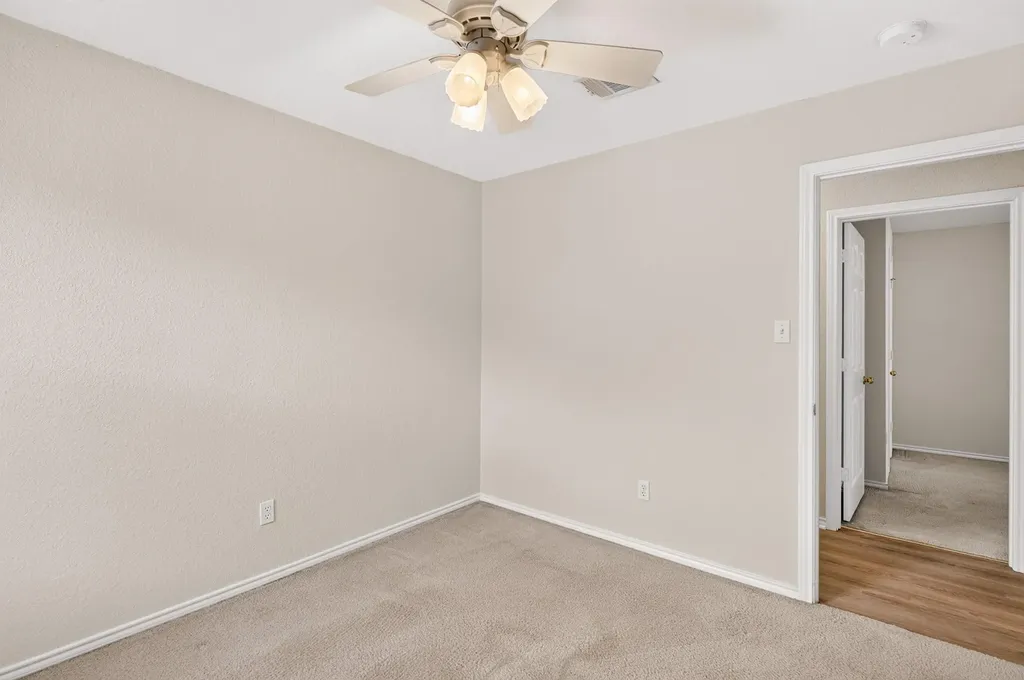1604 Prickly Pear Street Lockhart TX 78644