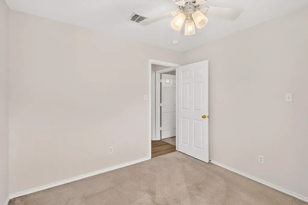 1604 Prickly Pear Street Lockhart TX 78644