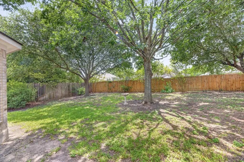 1604 Prickly Pear Street Lockhart TX 78644