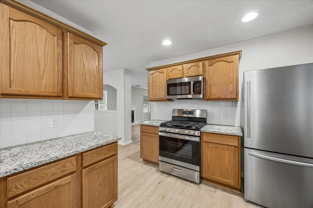 704 Fort Clark Cove Austin TX 78745