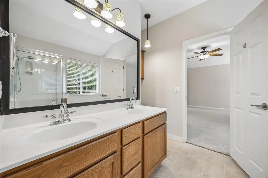 704 Fort Clark Cove Austin TX 78745