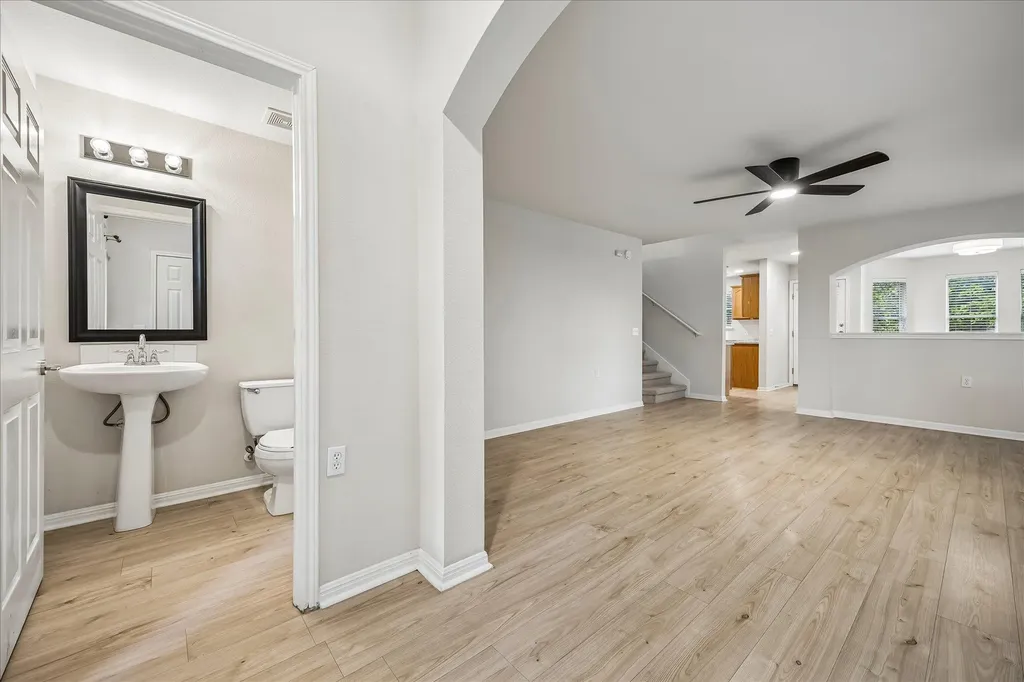 704 Fort Clark Cove Austin TX 78745
